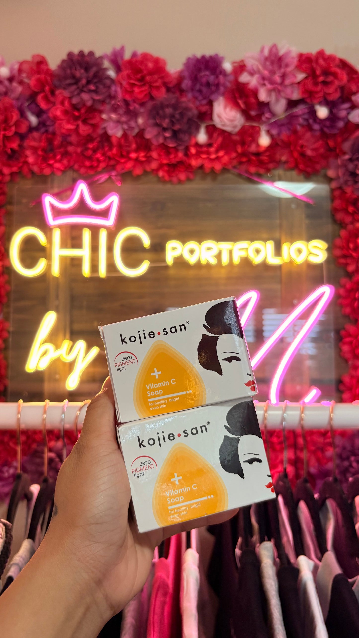 A - Kojie San (Vit. C)