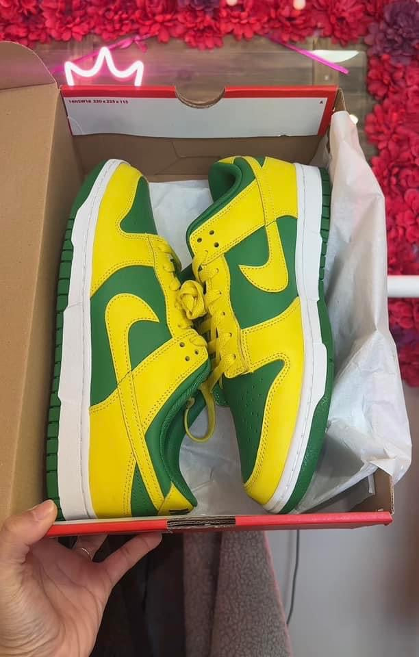O - Nike Dunk Low / Size 10.5 Mens