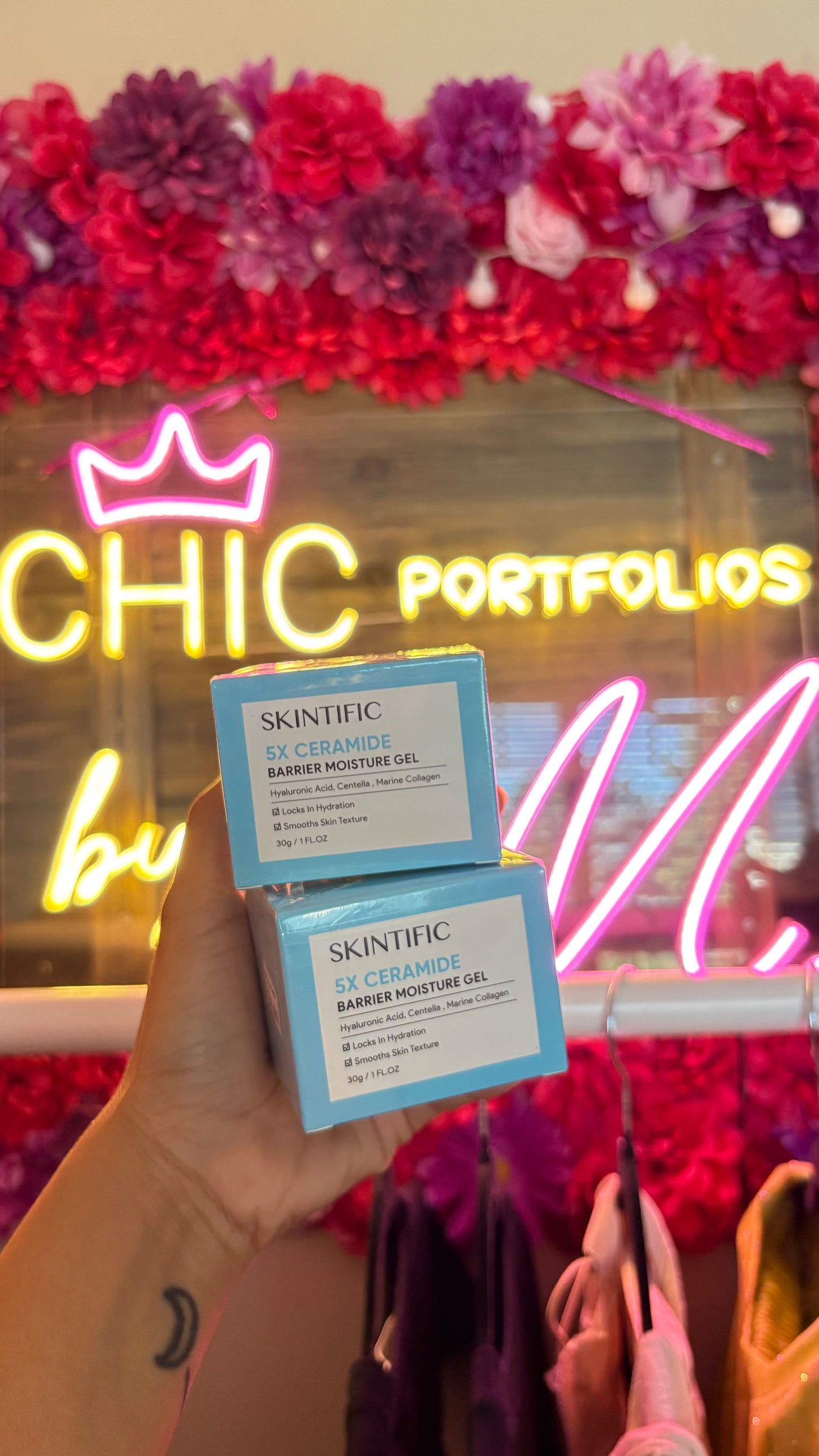 A - Skintific (Moisture Gel)